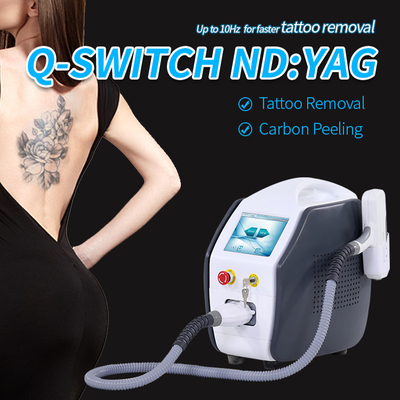 Máquina portátil de remoção de tatuagem a laser 6ns Q comutado Nd Yag com aprovação ce